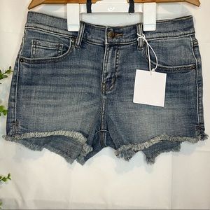 Size 6 Eliana Fray Hem Short
